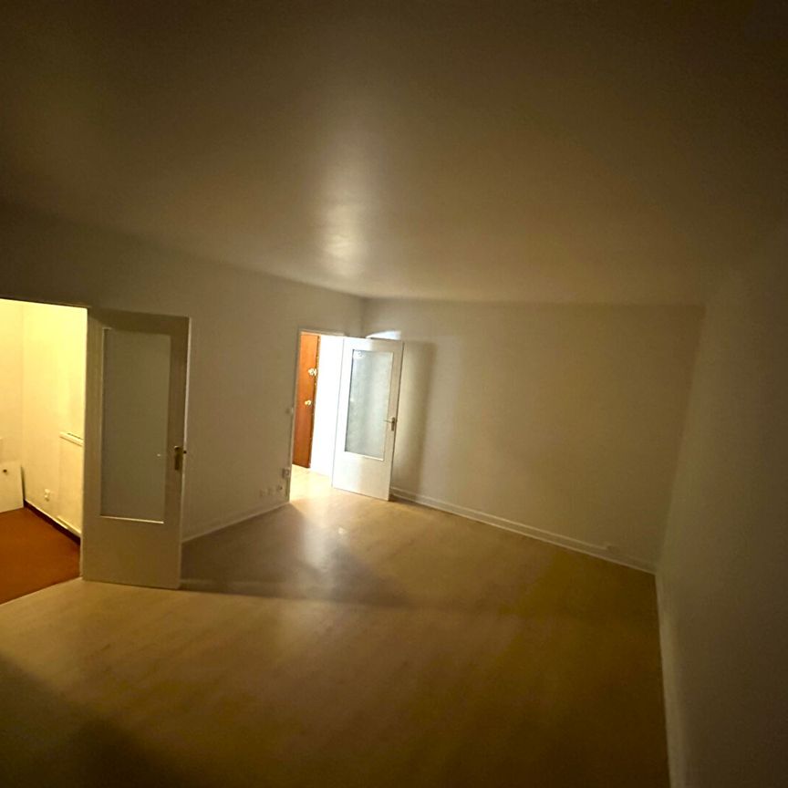 Appartement Rueil Malmaison 1 pièce(s) 31 m2 - Photo 1