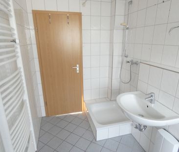 Wunderschöne Wohnung mit Balkon - Photo 6