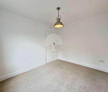 Blakeney Court, Maidenhead, SL6 - Photo 2