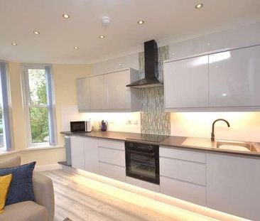 Victoria Road Penarth, CF64 - Photo 5