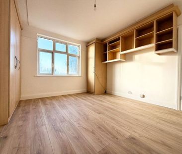 4 bedroom semi-detached house to rent - Photo 6