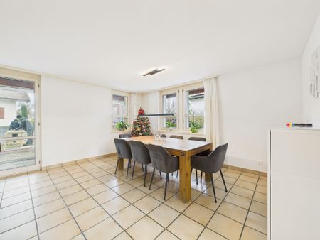 Generous 6-room double family house with garden in Eiken – the house will be extensively renovated before you move in! - Photo 2