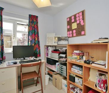 2 bedroom semi-detached house to rent - Photo 3