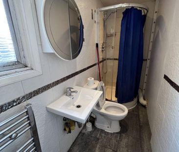 1 bedroom property to rent - Photo 1