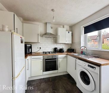 2 bedroom end of terrace house to rent - Photo 4