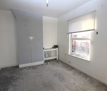 1 Bedroom Apartment, Deeside - Photo 2