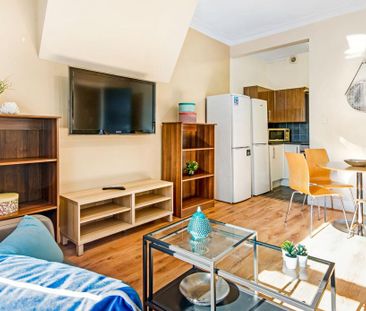 5 bedroom house to rent - Photo 1