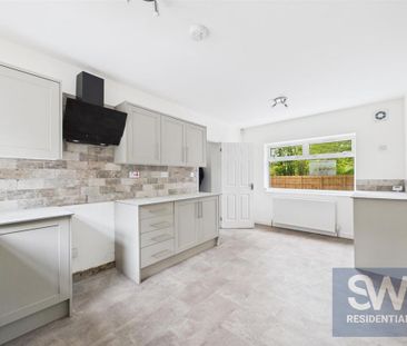 3 bedroom detached house to rent - Photo 5