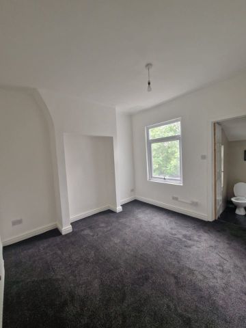 2 Bed Terraced House, Kilburn Street, L21 - Photo 4