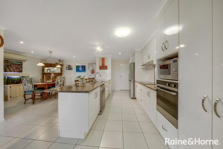 12 Cradle Drive, New Auckland, QLD 4680 - Photo 3