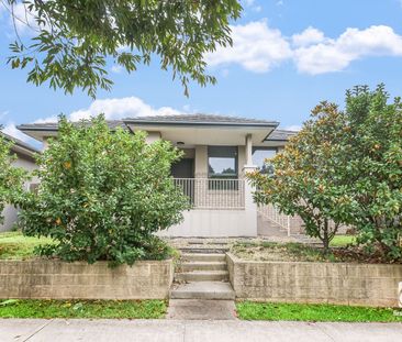 4 Bedroom Beauty + Separate Media Room - Photo 3