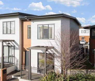 Modern Stylish Home - Photo 1