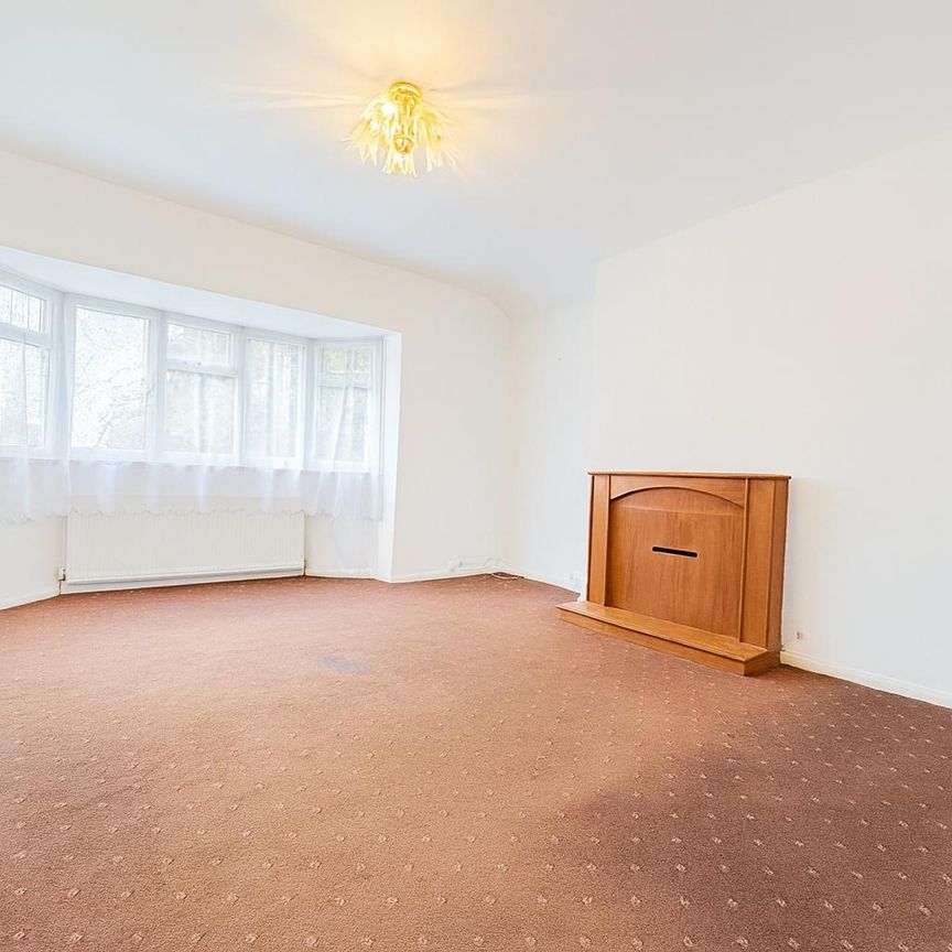 2 Bedroom Flat To Let - HP12 - Photo 1