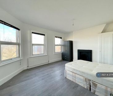 2 bedroom maisonette to rent - Photo 4