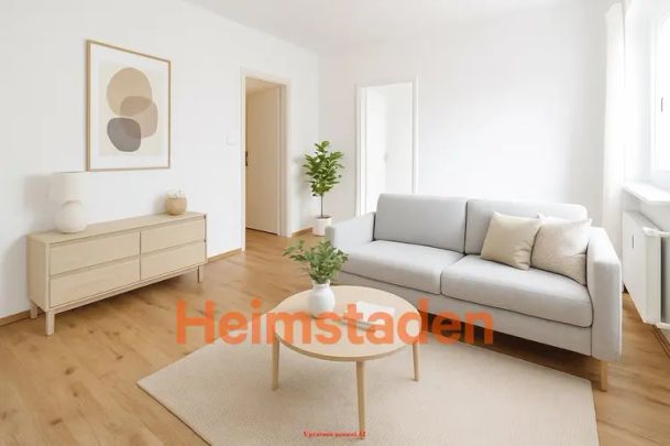 Pronájem bytu 2+1 55 m - Fotografie 1