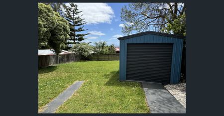 Cozy Town Delight - Photo 5