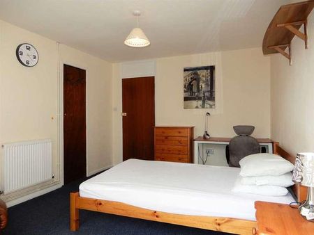 Culpepper Close, Canterbury, CT2 - Photo 3