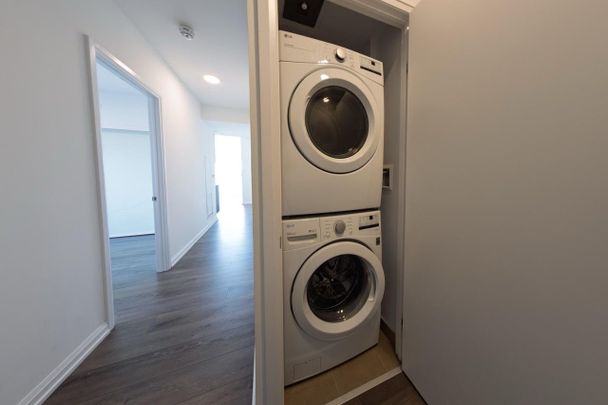 For Lease - 4208 Dundas Street Unit# 406, Toronto, Ontario - Photo 1