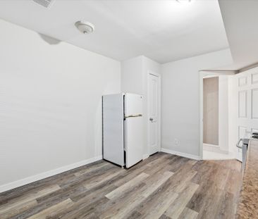 For Lease - 13 Westinghouse Avenue Unit# 1, Hamilton, Ontario - Photo 3