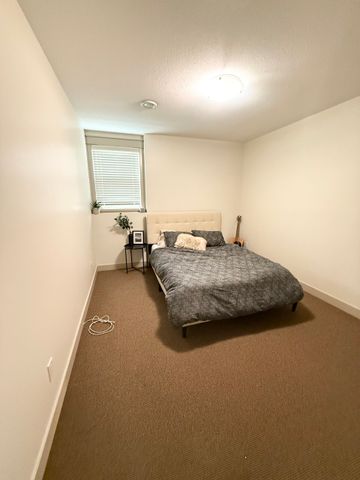 2 bed 1 bath suite in black mountain - Photo 5