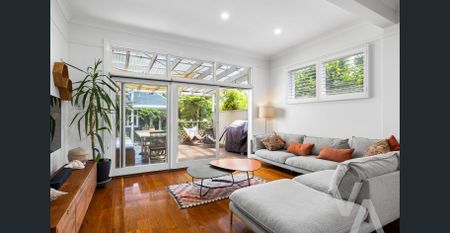 Your Next Move. - Photo 2