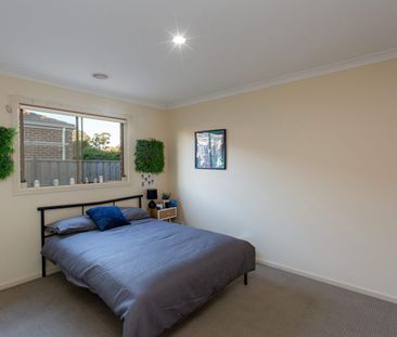 Neat and Tidy 4 Bedroom Home - Photo 3