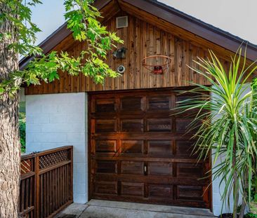 For Lease - 27 Stock Avenue Unit# Upper, Toronto, Ontario - Photo 1