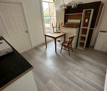 Studio Flat, Myddleton Road, N22 - Photo 1