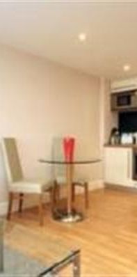 Nell Gwynn House, Chelsea - Photo 1