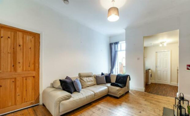 2 bed flat to rent in Amble Grove, Sandyford, NE2 - Photo 1