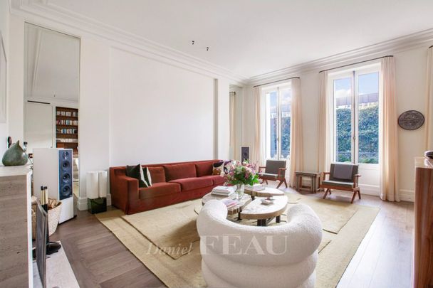 Tout savoir sur cet appartement dans le quartier Invalides, à Paris 7ème - Photo 1