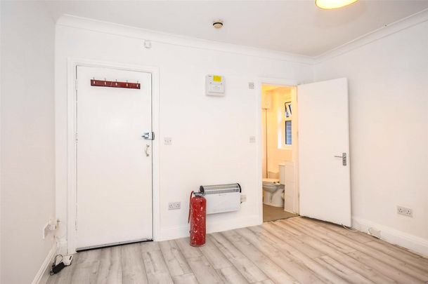 1 bedroom property to rent Old Christchurch Road, Bournemouth, BH1 - Photo 1