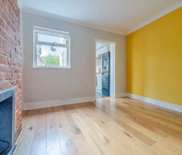 2 bedroom end of terrace house to rent - Photo 6