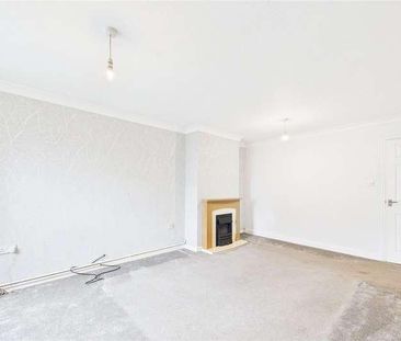 Browning Close, Thatcham, Berkshire, RG18 - Photo 1