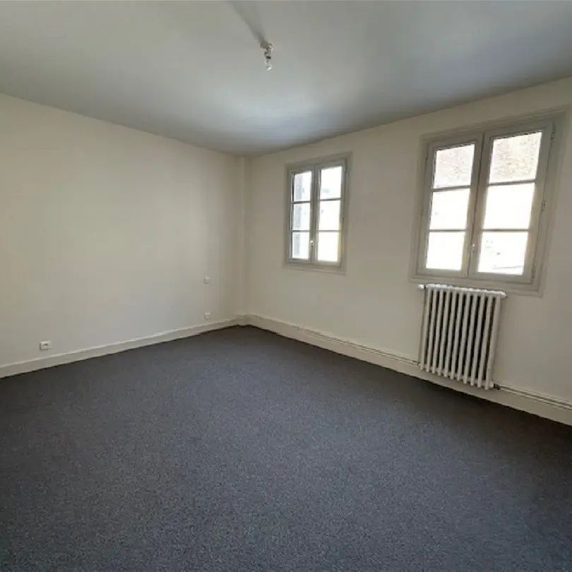 Location appartement 3 pièces - 132.81m² à Illiers combray (28120) - Photo 1