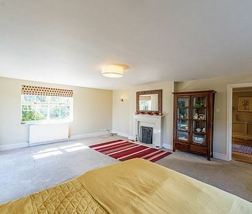 Newsham House - Photo 1