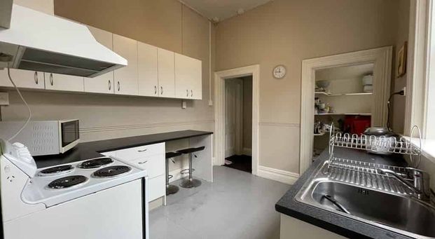 Spacious Fully Furnished Studio Room for 2026 - Photo 1