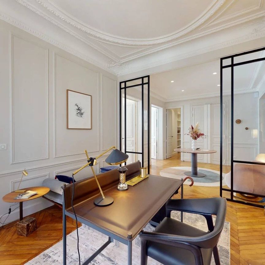 Rental Apartment Paris 1st Palais-Royal - Photo 1