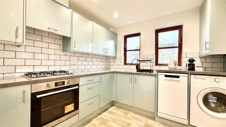 2 bedroom maisonette to rent - Photo 4