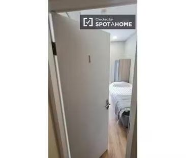 Private ensuite room to rent in Drumcondra, Dublin - Photo 3