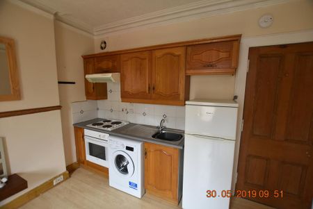 1 bedroom flat to rent - Photo 3