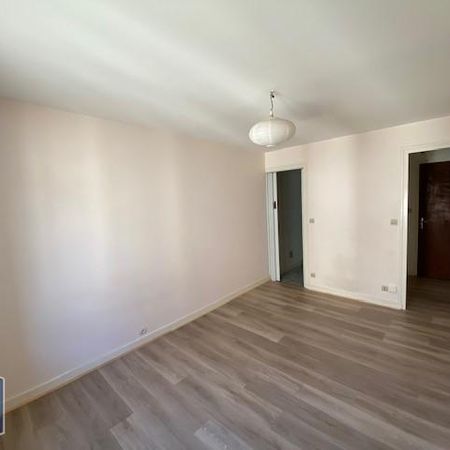 Location Appartement 1 pièce 19m² POITIERS 86000 - Photo 3
