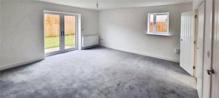 3 bedroom semi-detached house to rent - Photo 3