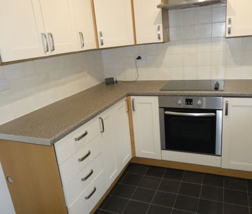 2 bed Terraced - To Let - Photo 1