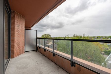 For Lease - 2720 Dundas Street Unit# 515, Toronto, Ontario - Photo 2