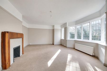 4 bedroom detached house to rent - Photo 5