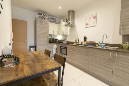 1 bedroom flat to rent - Photo 4