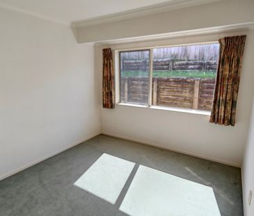 Well presented family home in Flagstaff - Photo 4