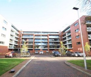 1 Bedrooms Flat to rent in Carruthers Court, Newbury RG14 | £ 219 - Photo 1