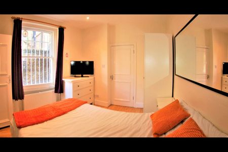 Room in a Shared House, Hildyard Road, SW6 - Photo 3
